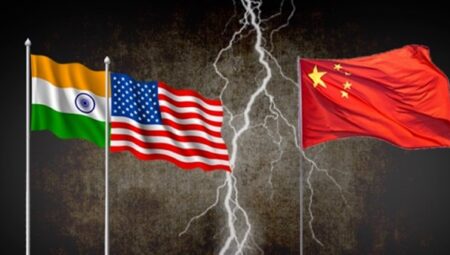 ABD ve Hindistan, Çin’e karşı güçlerini birleştiriyor