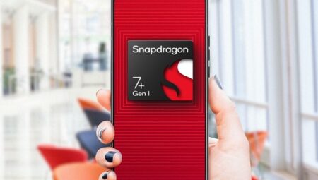 Qualcomm, Snapdragon 7+ Gen 1 ile amiral gemisi performansı orta seviye telefonlara getiriyor