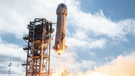 SpaceX’e alternatif geldi: NASA, insanları Ay’a hangi araçla indireceğini seçti