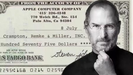 Steve Jobs imzalı bir çek açık artırmayla rekor fiyata satıldı!